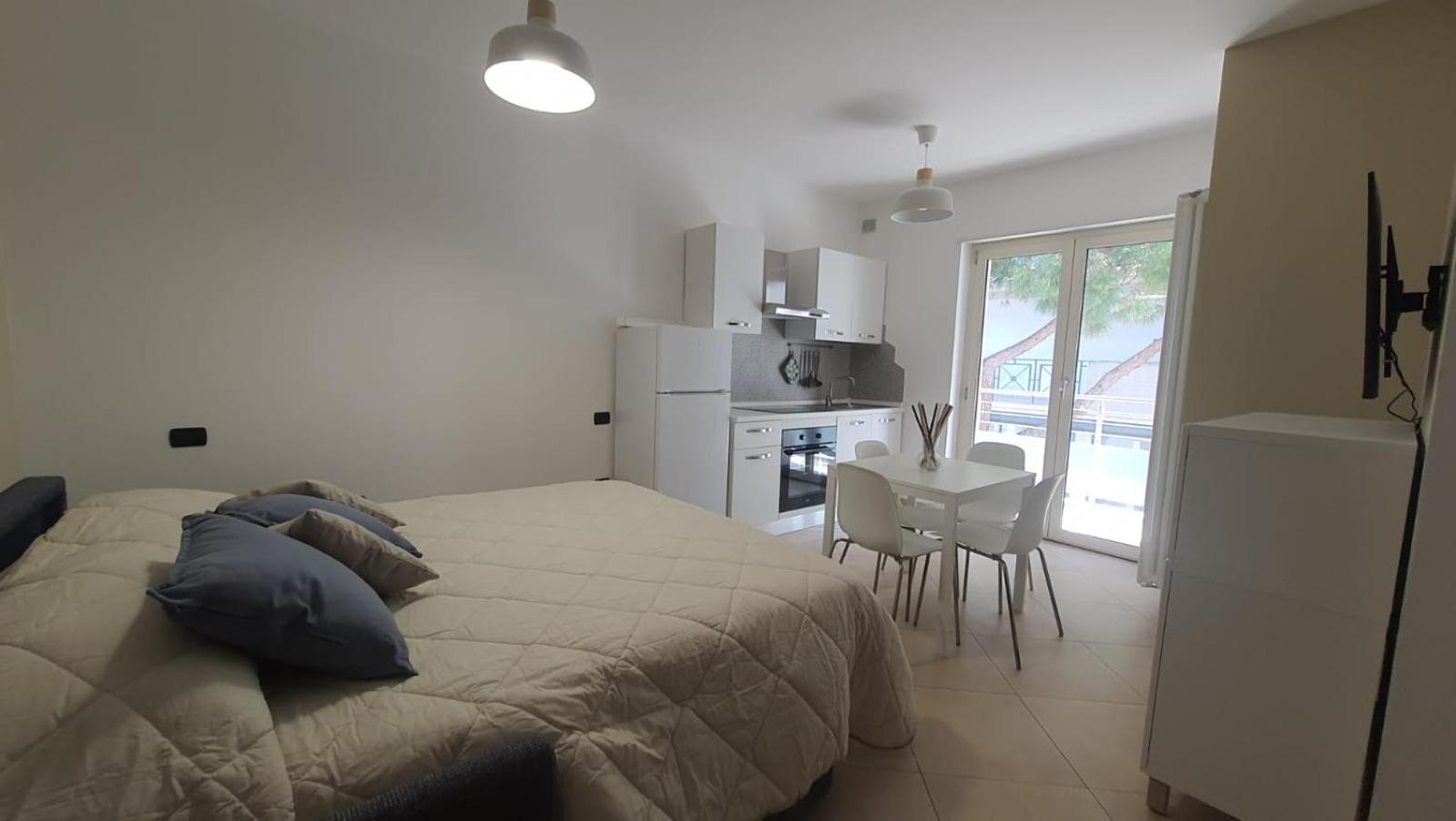 Apartment La Finestra Sul Mare - Ombrellone Stabilimento Incluso *